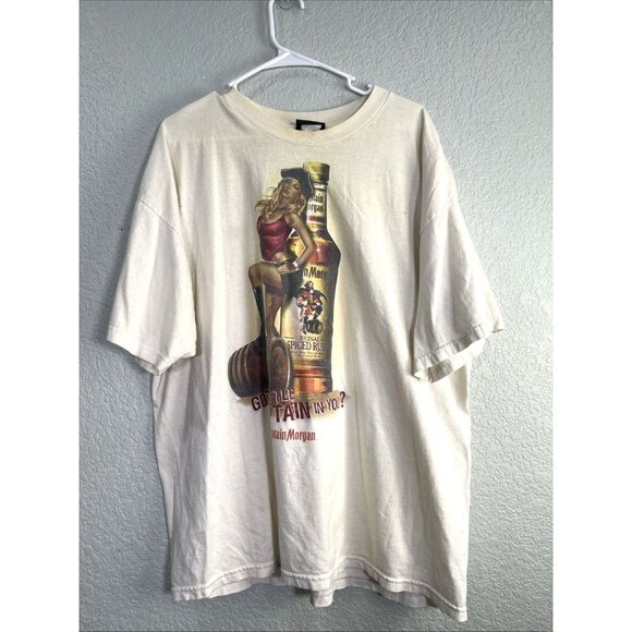 Captain Morgan Vtg 90s Graphic T Shirt Mens 2XL Cream Sexy Pinup Girl Spice Rum - Picture 1 of 8